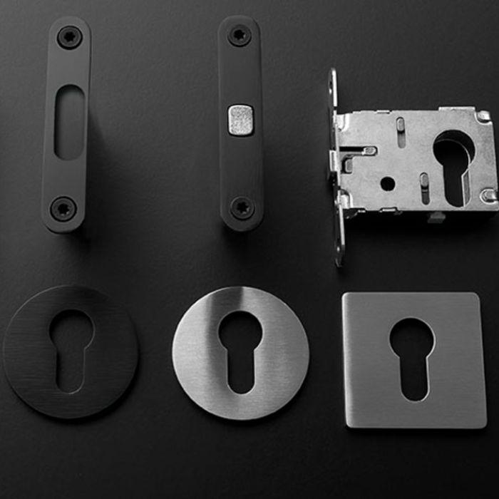 PZ square rosette with lock M&T mini